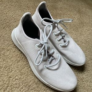 Barely worn M10 white Allbirds Treehugger sneakers.